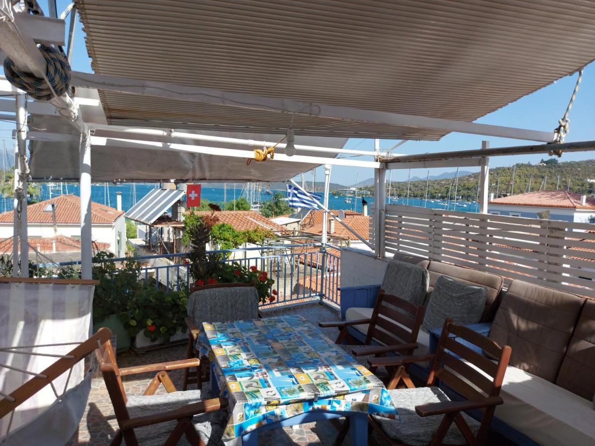 Nikos Rooms And Studios Poros Town Bagian luar foto